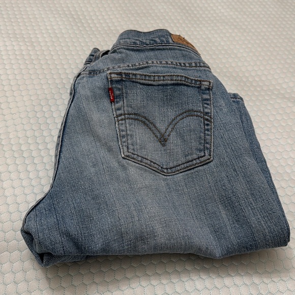 Levi’s - Picture 2 of 7